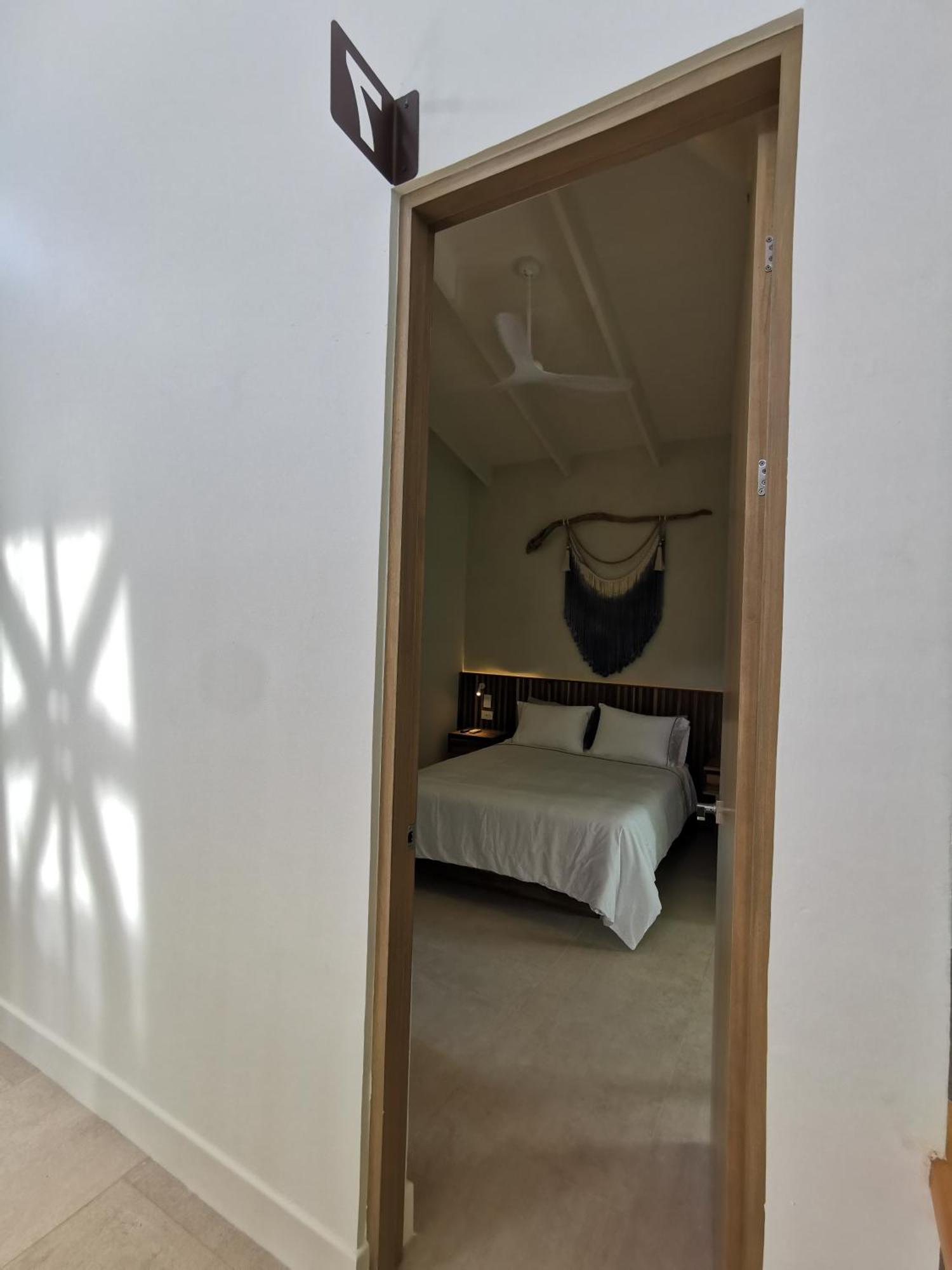 Casa Luna - Private Suites With Ocean View, Pool, Ac, Wifi Playa Santa Teresa  Buitenkant foto